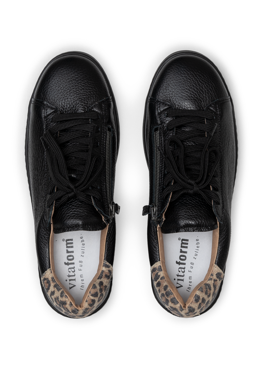 stilvoller Sneaker Hirschleder schwarz