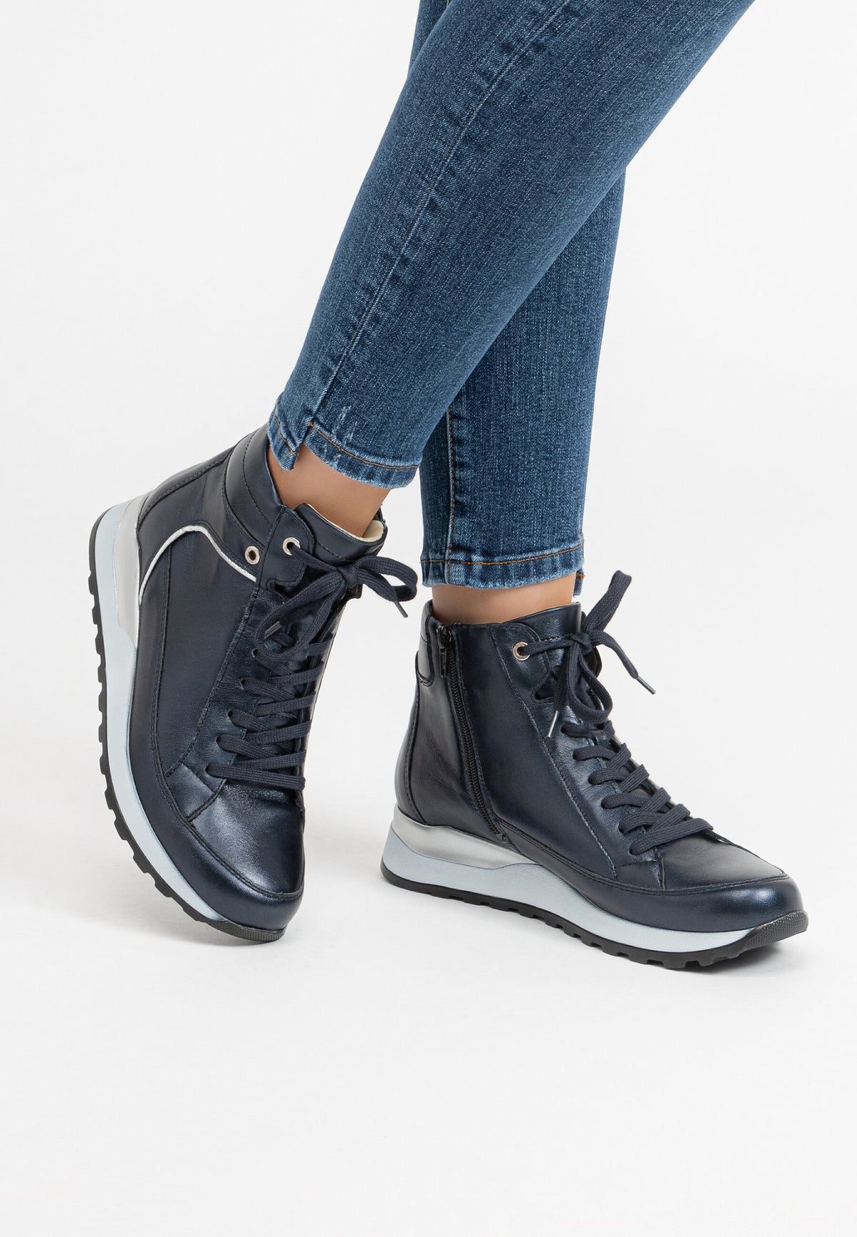 aktueller Sneaker-Boots Softnappaleder marine